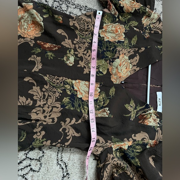 Astr the label Brown Floral Midi Dress - Picture 6 of 6